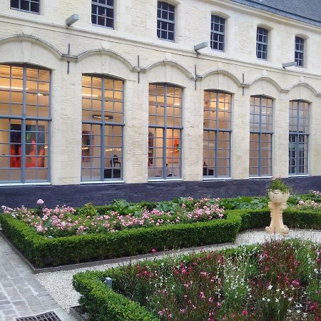 L'Hermitage Gantois, Autograph Collection Lille Exteriér fotografie The gardens of the museum