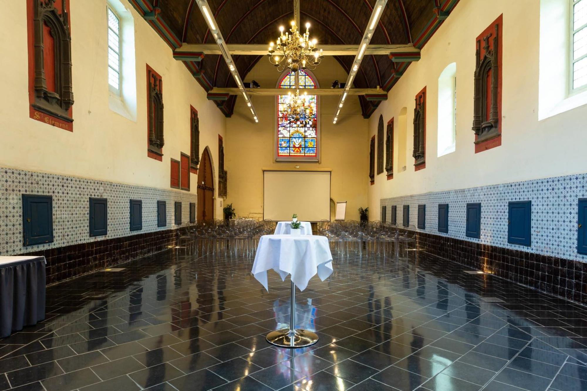 L'Hermitage Gantois, Autograph Collection Lille Exteriér fotografie The interior of the church