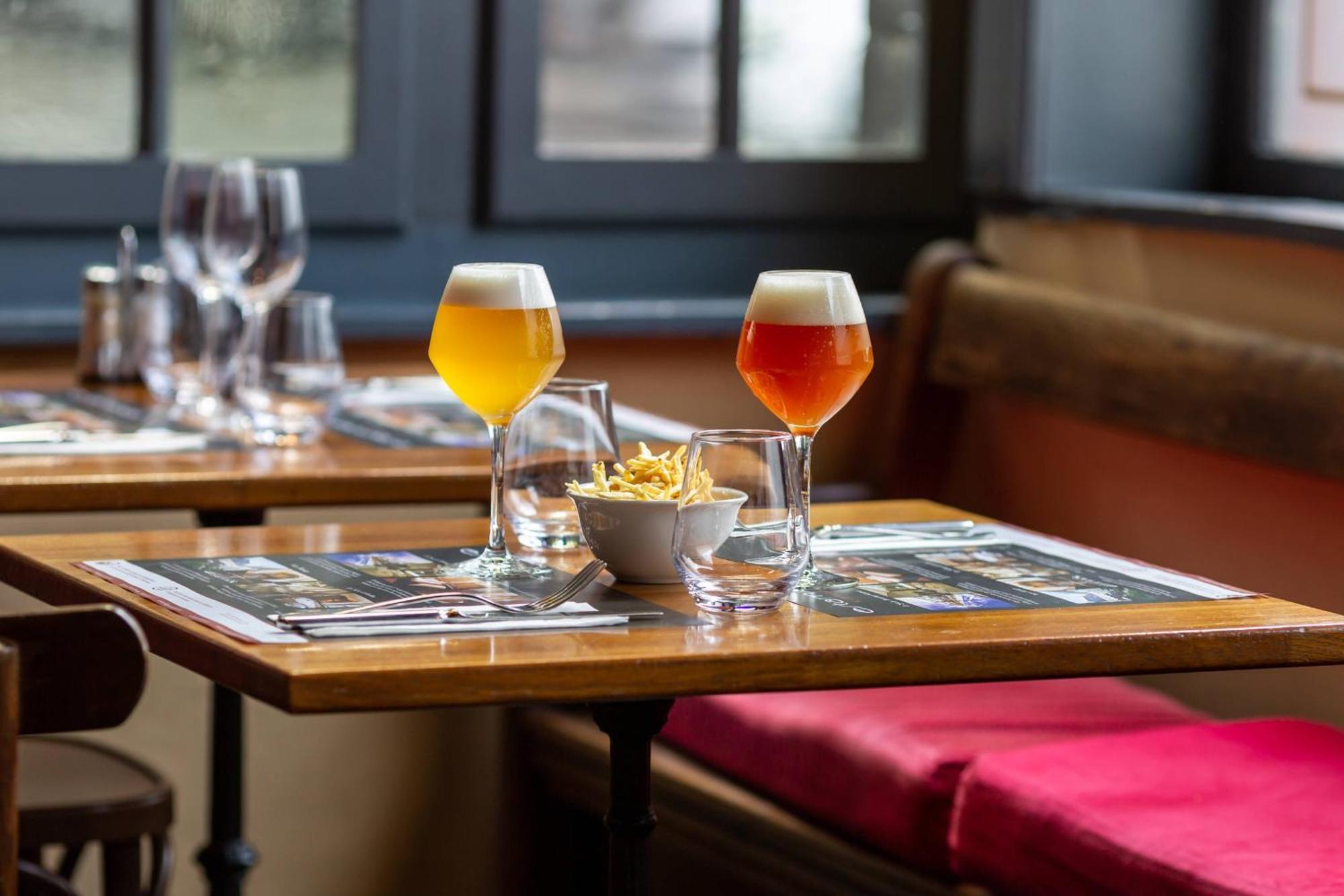 L'Hermitage Gantois, Autograph Collection Lille Exteriér fotografie Beer tasting at the Brussels Beer Museum
