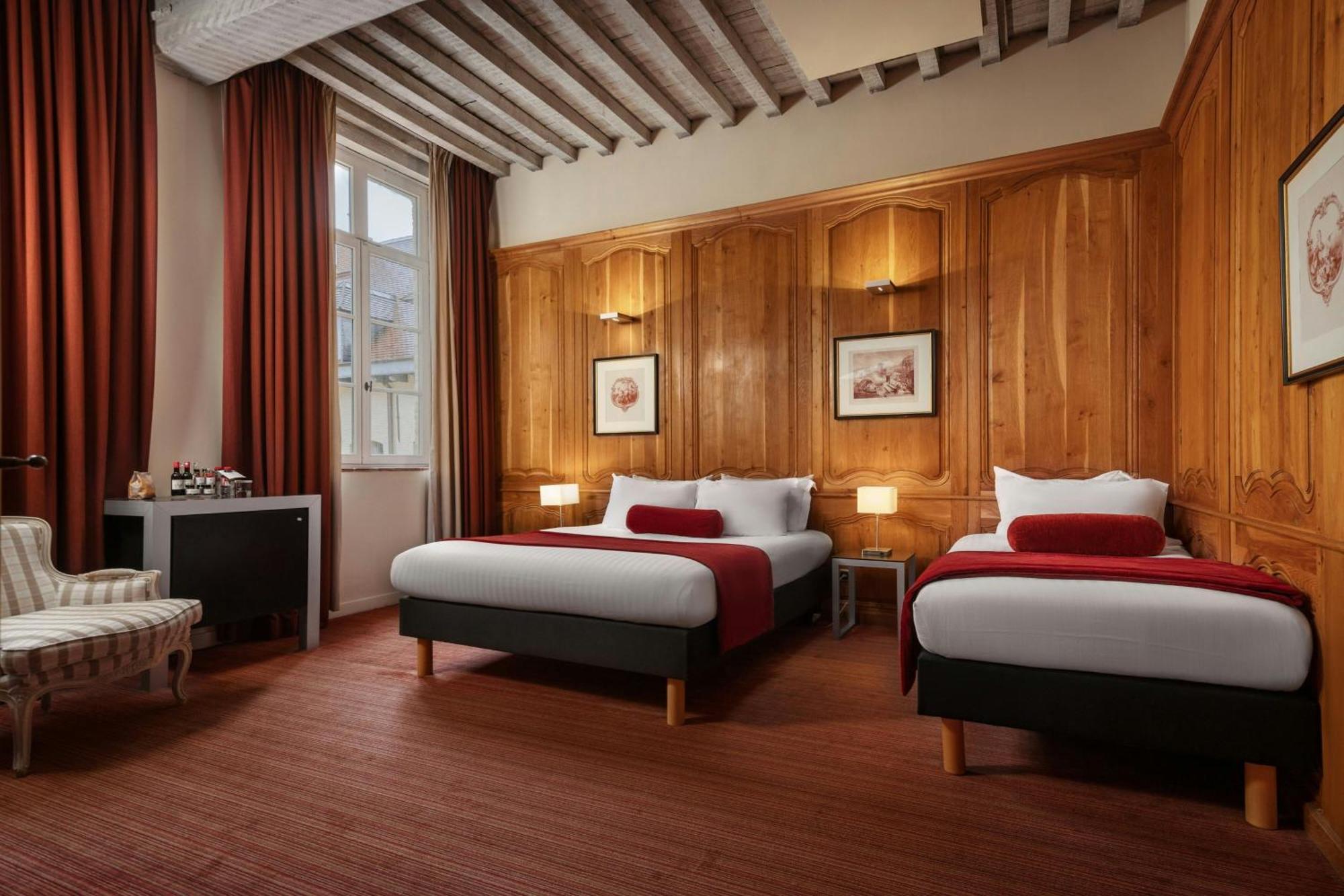 L'Hermitage Gantois, Autograph Collection Lille Exteriér fotografie A room at the hotel